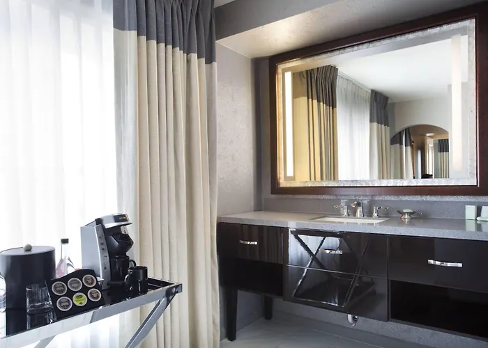 Hotel Ambassador Tulsa, Autograph Collection