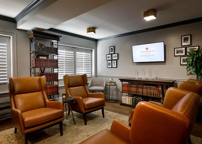 Ambassador Tulsa, Autograph Collection Hotel 4*